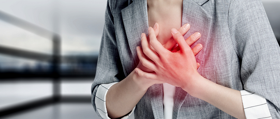 摄图网_401861424_wx_胸口疼痛（企业商用）.jpg