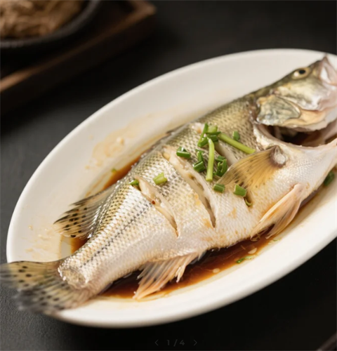 蒸鲈鱼1.png