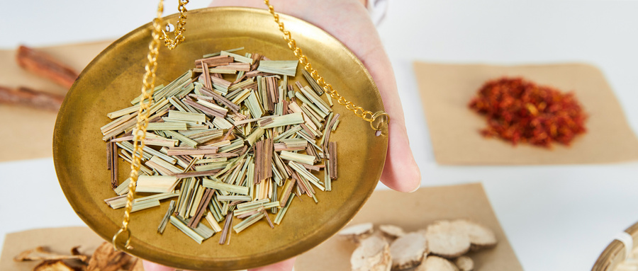 肿瘤患者长期服中药:会伤身体吗?成都普济中医朱恒茂主任详解! 肿瘤患者长期服中药:会伤身体吗?成都普济中医朱恒茂主任详解!